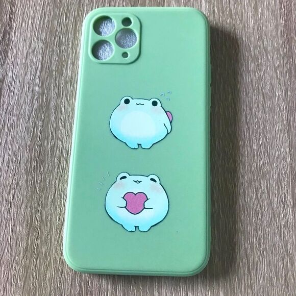 NEW … One Piece “FROGS” IPhone 11 Pro Phone Case - Picture 1 of 5